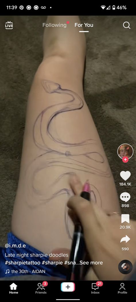 Stuff To Draw On Your Arm, Leg Sharpie Tattoos, Drawing On Arm Ideas Pen, Things To Draw On Your Body With Pen, Drawings On Legs Art With Pen, What To Draw On Your Leg, Leg Tattoos Easy, Things To Draw On Your Leg With Pen Easy, Stuff To Draw On Your Leg