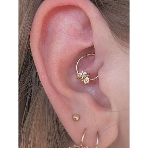 Daith Piercing Migraine, Migraine Piercing, Daith Piercings, Ear Piercings Chart, Daith Jewelry, Daith Piercing Jewelry, Silver Ear Climbers, Cute Ear Piercings, Daith Earrings