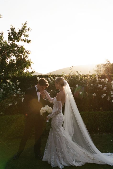 Timeless Elegance—H+M's Wedding Day | SoCal Based Wedding Photographer | H+M's wedding is my current obsession. It was a day of elegant style and heartfelt moments. Giving vogue-inspired wedding style. See tons of inspiration for bride and groom documentary wedding photos, film wedding photos, and more. Follow me for more vogue inspired wedding and engagement inspiration. Shooting Couple, Wedding Portrait Poses, Bride Groom Photos, Wedding Picture Poses, Wedding Photography Styles, Bride And Groom Pictures, Wedding 2025, Greece Wedding, Wedding Photos Poses