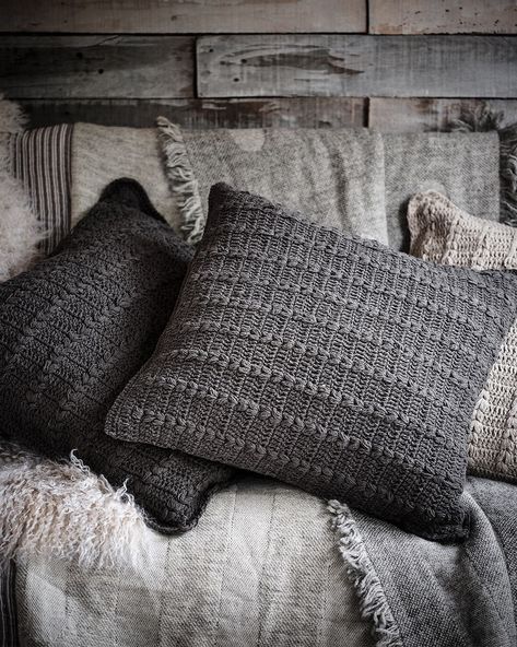 Neutral Cottage, Crochet Cushion Pattern, Cushions Uk, Cushion Cover Pattern, Grey Crochet, Nordic House, Crochet Cushion, Crochet Pillow Cover, Crochet Cushion Cover