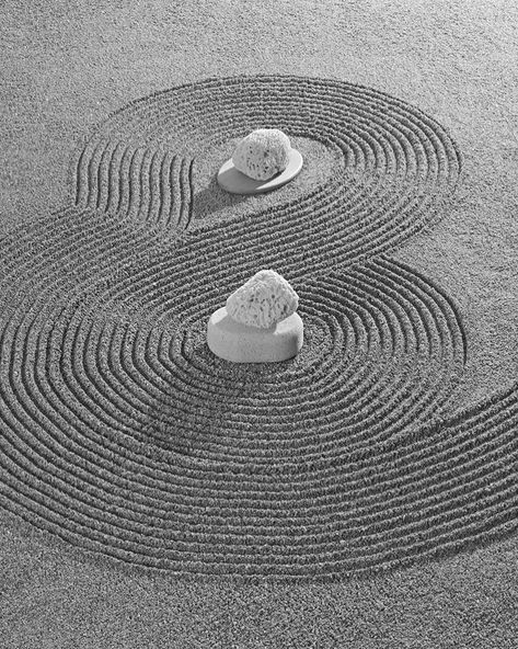 Sheltons & Abbenes • Zen garden, 2013....#zengarden #stilllife #photography #sand #pattern Image Zen, Zen Rock Garden, Zen Rock, Mini Zen Garden, Skincare Instagram, Zen Garden Design, Japanese Zen Garden, Japan Garden, Japanese Zen