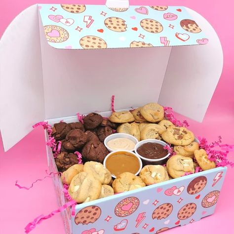 Dinky Dunkers Cookie Share Boxes | Mini Celebration Cookies Cookie Dipper, Cookies Branding, Cookie Delivery, Best Cookies Ever, Birthday Party Treats, Giant Cookie, Cookie Business, Perfect Birthday Party, Personalized Cookies