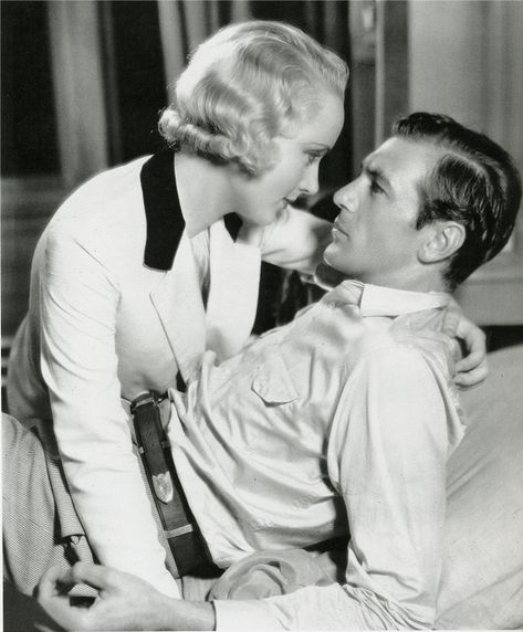 1920 Photos, Vintage Couple Photos, Gary Cooper, Couple Poses Reference, Carole Lombard, People Poses, Body Reference Poses, Cary Grant, Human Poses Reference