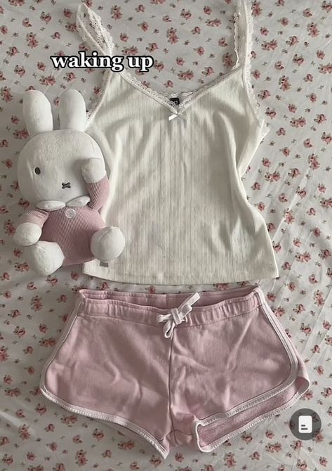 Pink Pjs Aesthetic, 90s Sleepwear, Coquette Sleepwear, Sleepwear Aesthetic, Cute Pijamas, Pretty Pajamas, Cute Pyjama, Cute Pyjamas, Pyjamas Shorts