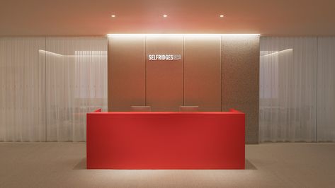 Nulty - Executive Offices, London - Striking Red Reception Desk Integrated Cove Lighting Backdrop Reception Desk Backdrop, Red Office Interior, Red Office Design, Red Reception Desk, Receptionist Design, Japandi Office Design, Red Reception, Office Reception Desk, Reception Office