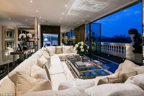 This luxury flat - described as one of the best apartments in London - has gone on the market for a staggering £35million Apartment Luxury Penthouses, Penthouse London, Appartement New York, New York Penthouse, Apartment Luxury, Trendy Apartment, Luxury Penthouse, Centre Table, Luxury Flats