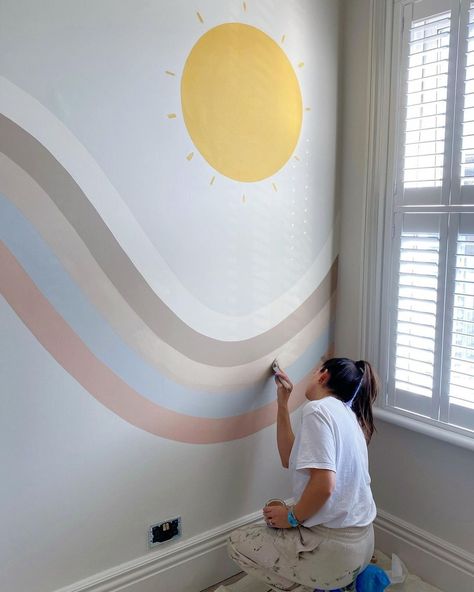 @homelydecorating adding some sunshine to this autumnal Sunday. We love seeing you use our paints in artistic and creative ways, so be sure… | Instagram Room Wall Painting Designs, Girls Mural Bedroom, Kids Wall Paint Ideas, Kids Mural Ideas Bedrooms, Kids Room Murals Diy, Rainbow Wall Paint, Sunshine Mural, Girls Room Mural, Roman Plaster