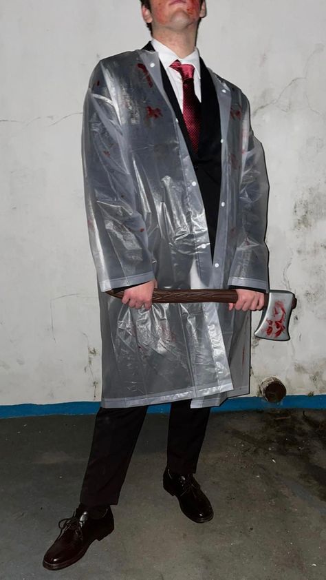 amerycan psycho blood axe outfit halloween costume ideas Patrick Bateman Costume Guy, Masculine Costumes Halloween, American Pshyco Costume Boy, Patrick Bateman Costume Men, American Pshyco Fantasia, Halloween Costumes 2023 Ideas, American Phyco Costumes, Men's Halloween Costume Ideas, Halloween Fit Ideas