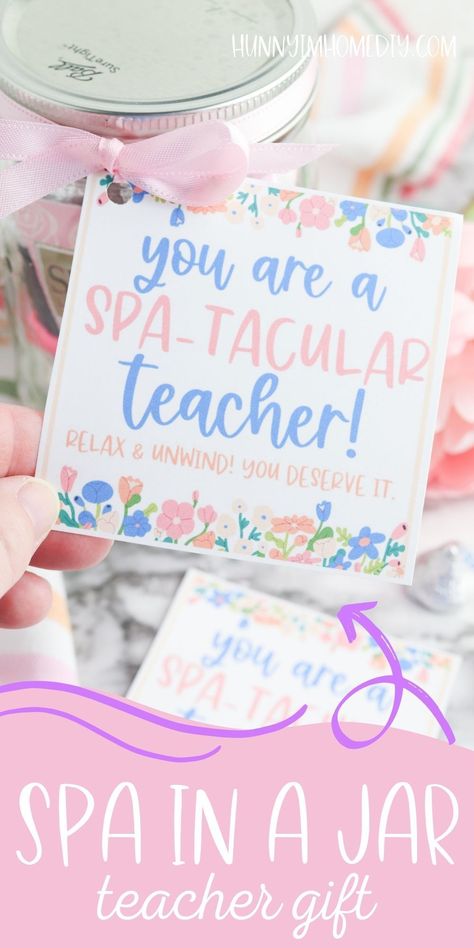 Show your appreciation with some adorable gifts for teachers! This easy mason jar present is perfect for teacher appreciation day or the last day of school. Fill the jar with your favorite spa gifts, then attach the free printable gift tag to put this easy DIY present together in a matter of minutes using Dollar Tree supplies. Teacher Spa Gift, Trendy Crafts, Paper Flowers Easy, Gift In A Jar, Teacher Appreciation Diy, Spa Day Gifts, Spa Gift Card, Teachers Appreciation Week Gifts, Appreciation Gifts Diy