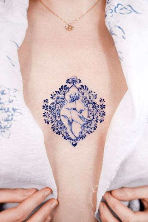 Kintsugi Tattoo Ideas, Kintsugi Tattoo, Blue Dragon Tattoo, Dutch Tattoo, Blue Flower Tattoos, Blue Ink Tattoos, Compass Rose Tattoo, Learn To Tattoo, Create A Tattoo