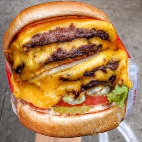 In N Out Aesthetic, In And Out Burger, Food Truck Menu, Pinterest Food, Best Sandwich Recipes, Out Aesthetic, In N Out Burger, In-n-out Burger, In N Out