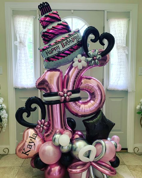 Pink and black balloon , sweet 16. Sweet 16 Balloon Ideas, Sweet 16 Balloon Bouquet, 16 Balloon Bouquet, Black And Pink Balloons, 16 Birthday Balloons, Sweet 16 Balloon Decorations, Sweet 16 Balloons, Balloon Bouquet Delivery, Balloon Arrangement