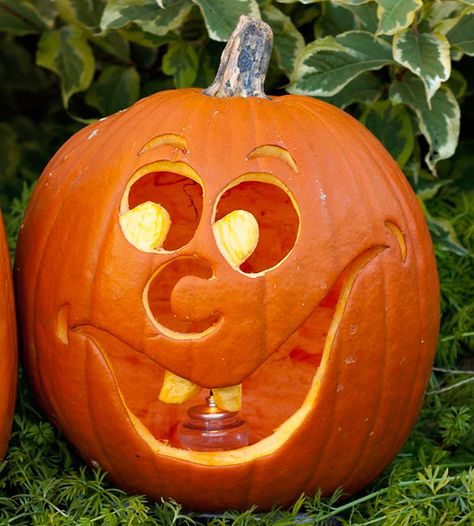 free... Just for Laughs Pumpkin... Turn on the smiles this Halloween with our goofy pumpkin carving. Crooked teeth, a big nose, and expressive eyebrows add to this jack-o'-lantern's charm. Spooky Soup, Pumpkins Carving, Funny Pumpkin Carvings, Pumpkin Carving Stencils Free, Pumpkin Cravings, Cute Pumpkin Carving, Pumkin Carving, Creative Pumpkin Carving, Amazing Pumpkin Carving