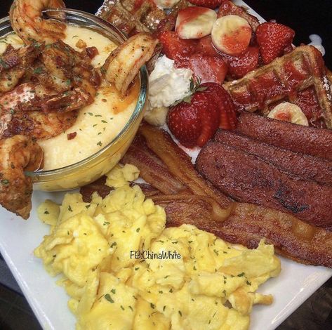 Essen, Bacon Eggs, Carne Asada, Food Goals, Breakfast Foods, Eat Breakfast, Food Obsession, Pretty Food, Food Cravings