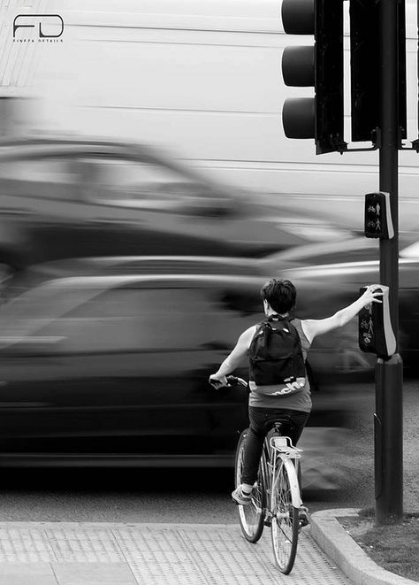 rush hour Long Exposure Portrait, Panning Photography, Motion Blur Photography, Movement Photography, Shutter Speed Photography, Blur Photography, Motion Photography, Long Exposure Photography, Exposure Photography