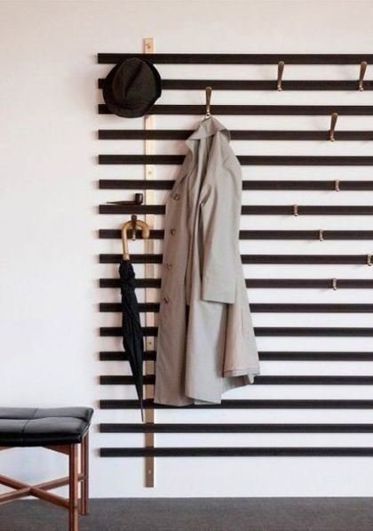 Clothes Rack Hallway, Hooks Hallway, Home Engineering, Diy Coat Rack, Diy Coat, Coat Storage, Hallway Coat Rack, Modern Coat Rack, Cool Coats