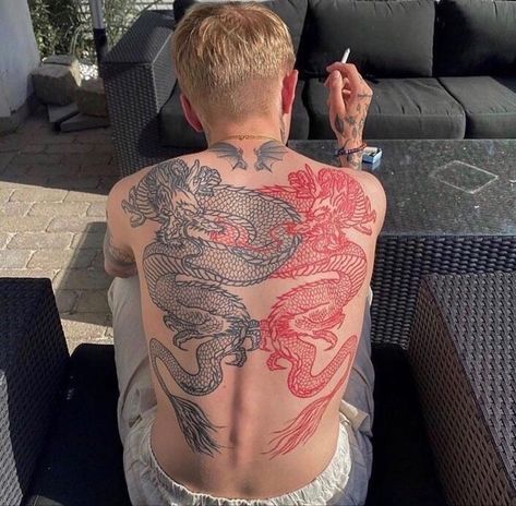 Dragon Tattoo Back, Red Dragon Tattoo, Dragon Tattoos For Men, Back Piece Tattoo, Clever Tattoos, Pieces Tattoo, Chest Piece Tattoos, Back Tattoos For Guys, Red Ink Tattoos