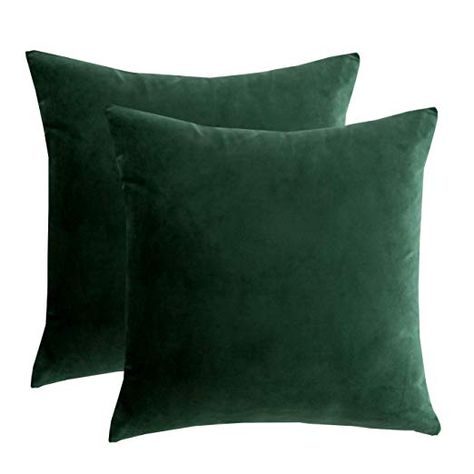 Emerald Green Living Room, Green Pillow Covers, Green Throw Pillows, Green Pillows, Living Room Green, 20x20 Pillow Covers, Couch Throw Pillows, Sofa Couch Bed, Cover Pillow