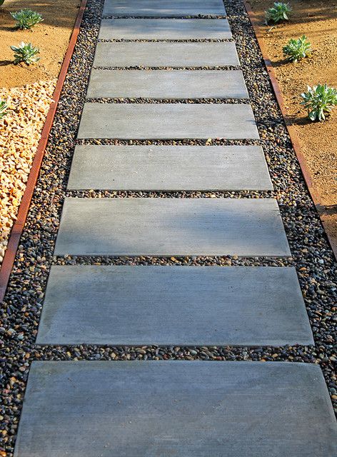 Concrete Pavers Walkway, Stone Walkways, Hampton Garden, Pathway Ideas, Backyard Walkway, Paver Designs, Stone Ideas, Walkway Landscaping, Patio Pavers Design