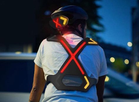 Bicycle Lighting, Bicycle Ideas, Bicycle Safety, Mountain Bike Helmets, Live Art, Bike Light, Cool Bike Accessories, Bike Clothes, Bicycle Lights