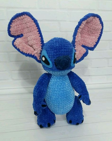 Stitch Cartoon Character Amigurumi Crochet Pattern | Amigurumim Stitch Amigurumi Free Pattern, Character Amigurumi, Scrump Lilo And Stitch, Stitch Ears, Lilo Und Stitch, Disney Crochet Patterns, Amigurumi For Beginners, Knitted Patterns, Stitch Toy