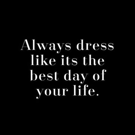 Three, Two, One…Countdown to Classy: Dressing Up Colorful Skirts for the New Year & Thursday Moda Link Up – Shelbee On the Edge Fashion Quotes, Wise Words, Daglig Motivation, Motiverende Quotes, The Words, Great Quotes, Beautiful Words, Inspirational Words, Words Quotes