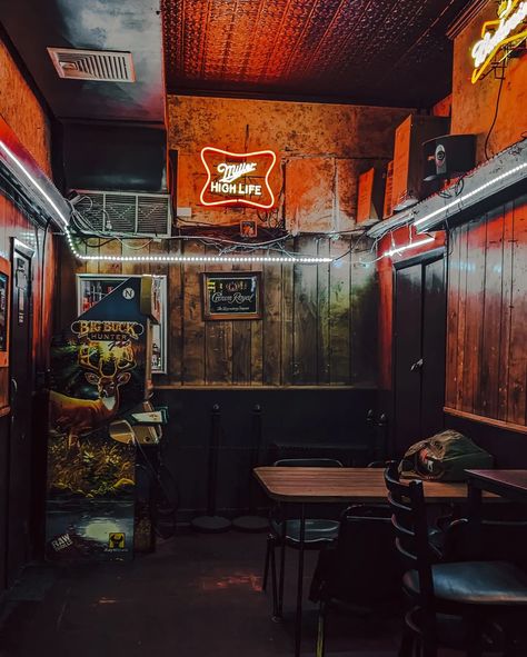 The Dive Bar Aesthetic (@divebarvibes) • Instagram photos and videos Dive Bar Aesthetic Basement, American Dive Bar, Blues Bar Aesthetic, Beach Dive Bar, Bar Tending Aesthetic, Nyc Dive Bar, Dive Bars Aesthetic, Country Bar Aesthetic, Old Bar Aesthetic