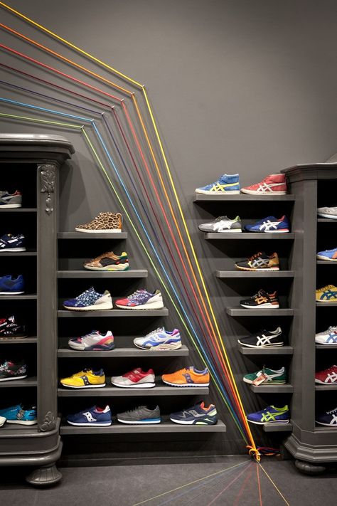 Run Colors Sneaker Shop - Picture gallery 1 Shoe Store Design, Unique Shoe, Poznan Poland, Shoe Room, Clothing Store Interior, Clothing Store Design, Shoe Wall, Sneaker Shop, Retail Store Interior