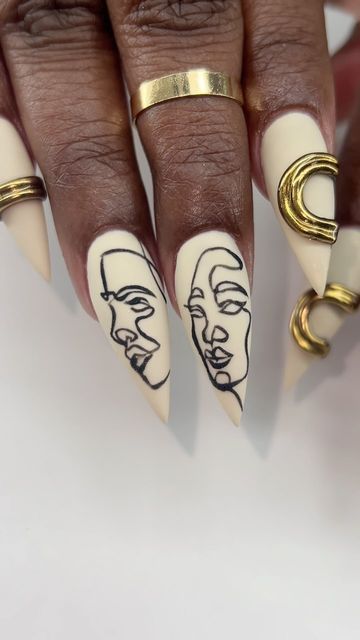 Su Nguyen on Instagram: "Freestyle Abstract line art with 3D gold nail “jewelries”   ★𝐒𝐚𝐮𝐯𝐚𝐠𝐞_𝐀𝐫𝐭𝐢𝐬𝐭𝐫𝐲★ 𝙽𝚊𝚒𝚕 𝙰𝚛𝚝 𝚋𝚢 𝚂𝚞  . . . . . . . . . . . . . #springnails #nailart #nailartist #artist #aesthetic #naildesign #nails #spring #nailsinspiration #aestheticnails #nailalabama #birminghamnails #alabamanails #alabamanailartist #nailtrend #trending #nailinspo #nails #naildesigns #nailfeed #handpaintednails #freestylenails #abstractart #nailsdesign #nailjewelry #lineart #abstractnails #3Dnails #nailsart" Alabama Nails, Line Nail Designs, Fancy Nails Designs, Gold Nail, Lines On Nails, Gel Nail Design, Unique Acrylic Nails, Long Square Acrylic Nails, Artist Aesthetic