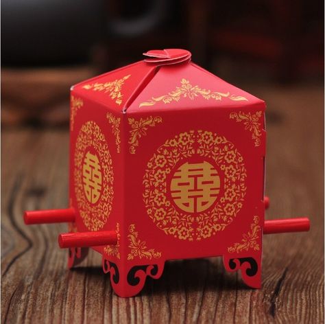 Chinese Traditional Red Bridal Sedan Chair Style Wedding Bridal Shower Favor Candy Gift Boxes Bridal Shower Candy Favors, Wedding Favor Boxes Diy, Chinese Wedding Favors, Sedan Chair, Double Happiness Wedding, Wedding Colors Red, Wedding Candy Boxes, Candy Gift Box, Wedding Party Supplies