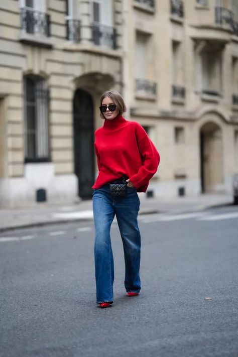 How to Wear a Belt Bag With Any Outfit Red Belt Outfit, Bag Outfit Ideas, Red Bag Outfit, Belt Bag Outfit, Start Living Life, Designer Belt Bag, Baggy Tops, Famous Outfits, Comfy Casual Outfits