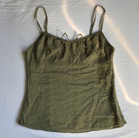 #whimsygoth #90s Thrift Inspo, Green Tank Top, Tube Tops, Green Tank, Green Top, Summer Fits, Dream Clothes, Look Cool, Cute Tops