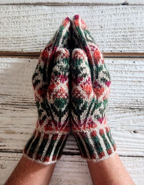 Floretta Mittens Mittens Knitting Pattern Free, Mr Mittens Knitwear, Heart Mittens Knitting Pattern, Knitted Mittens Pattern Norwegian, Smitten Mitten Pattern, Honeycomb Knit Mittens, Knitted Mittens Pattern, Mittens Pattern, Summer Projects