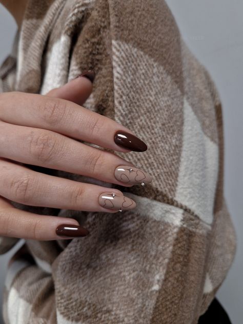 Fall Acrylic Nails Almond, Autumn Aesthetic Nails, Aesthetic Brown Nails, Nail Design Brown, Kutek Disney, Nagellack Trends, November Nails, Smink Inspiration, Casual Nails