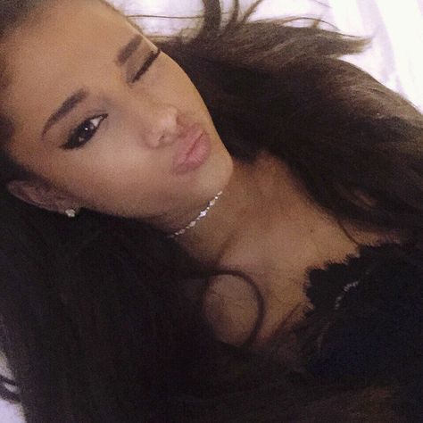 Pin for Later: This Week's Cutest Celebrity Candids  Ariana Grande gave a wink and a kiss to her followers. Ariana Grande 2015, Ariana Grande 2016, Ariana Grande Selfie, Ariana Grande 2014, Ariana Grande Dangerous Woman, Ariana Grande Photos, Ariana Grande Pictures, Dangerous Woman, Miss Dior