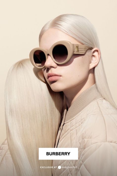 Elevate your look with playful, oversized frames from the new Burberry Eyewear collection, featuring temples inspired by the quilting and monogram motif on the Lola bag. Shop the biscuit beige colorway exclusively at Sunglass Hut. Old School Fashion, Autumn Winter 2022, Tory Burch Sunglasses, Diy Crafts For Girls, Burberry Eyewear, Burberry Sunglasses, Fashion Aesthetics, Sunglass Hut, Shoot Inspiration