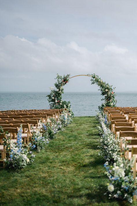 A Coastal Garden Wedding in Old Black Point - Over The Moon Coastal Mountain Wedding, Romantic Coastal Wedding, East Coast Beach Wedding, Beach Aesthetic Wedding, New England Beach Wedding, New England Summer Wedding, East Coast Wedding Venues, Coastal New England Wedding, East Coast Wedding Aesthetic