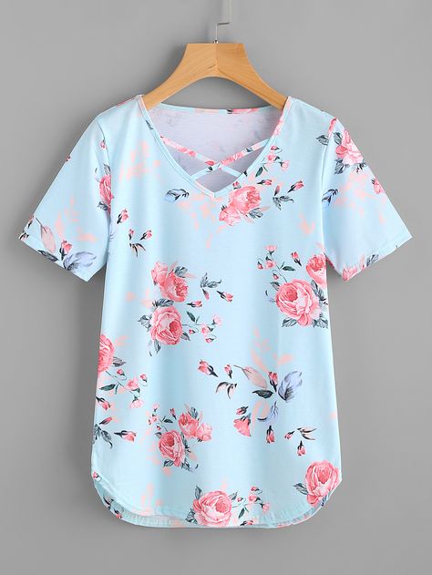 Cotton Short Tops, Cute Shirt Designs, Fashion Tops Blouse, Trendy Fashion Tops, Ladies Tops, Crop Top Outfits, Printed T Shirts, Stylish Dress Designs, Dress Shirts For Women