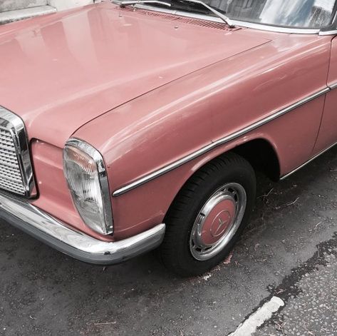 Classic Mercedes Benz 230.4 #OPinspiration Dirty Pink Aesthetic, Classic Benz, Pink Wheels, Car Wheels Diy, Aston Martin Cars, Car Wheels Rims, Old Pink, Cars Vintage, Foose