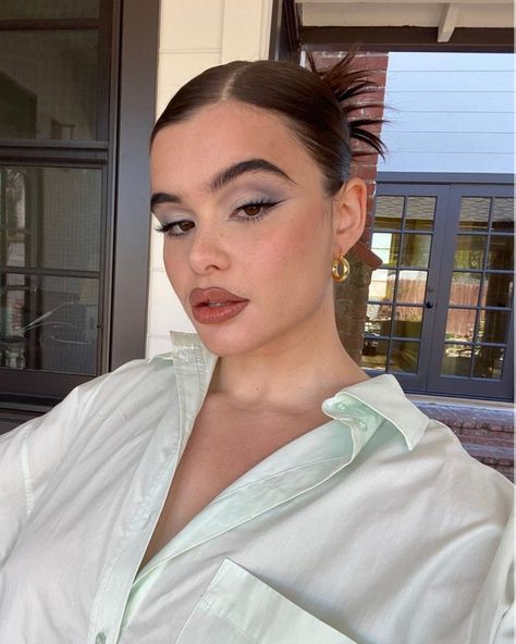 Luv Aj (@luvaj) • Instagram photos and videos Barbie Ferreira, Semi Permanente, Luv Aj, Make Up Inspo, Soft Glam, Contemporary Jewelry, Makeup Inspo, Glow Up?, Jewelry Branding