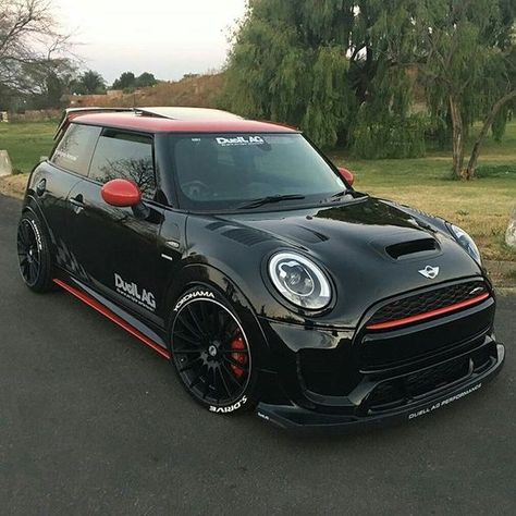 Jcw Mini Cooper, F56 Cooper S, Black And Red Car, Mini Cooper Tuning, Mini Cooper S F56, Mini Cooper Works, F56 Jcw, Black Mini Cooper, Mini Cooper John Cooper Works