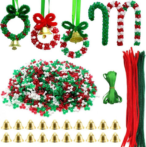 1570 PCS Christmas Beaded Ornament Kit Christmas Tri-Shaped Beads Plastic Tri Beads with Pipe Cleaners Xmas Party Craft Wreath Candy Cane for Christmas Tree Hanging Diy Slinger, Julkransar Diy, Craft Wreath, Couronne Diy, Christmas Diy Kit, Jul Diy, Diy Christmas Garland, Wreath Candy, Creative Christmas Gifts