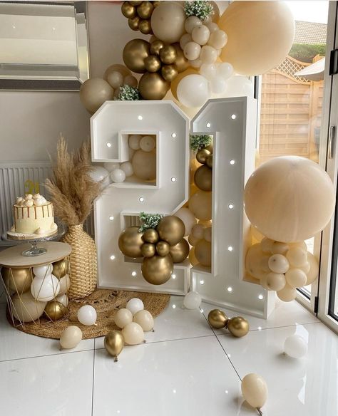 Beige And White Decor Party, Cream And Gold Balloons, Birthday Marquee Ideas, 21st Birthday Colour Themes, Adults Party Themes, 21st Birthday Party Decor, 18th Ideas, Gold Theme Birthday, Jordan Year