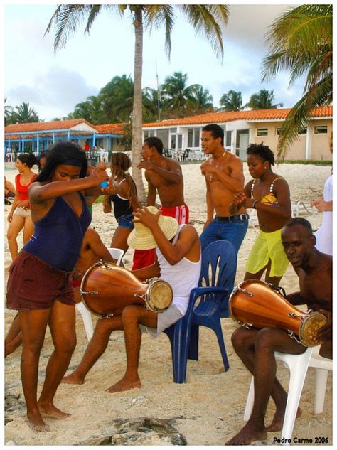 Latino Party Aesthetic, Cuba Music, Cuban Salsa, Samba Dance, Brazil Culture, Cuban Culture, Afro Cuban, Havana Nights, Caribbean Culture