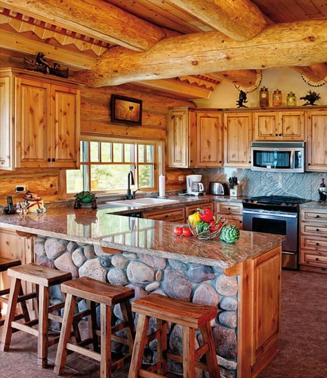 Log Cabin Kitchens, Cabin Kitchen Decor, Log Home Kitchen, Dapur Rustic, Log Home Kitchens, Cabin Interior Design, Log Cabin Living, Log Cabin Interior, Log Cabin Ideas