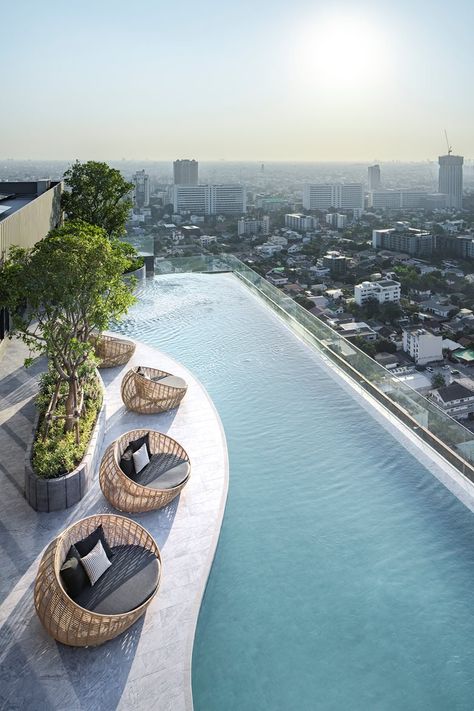 Rooftop With Pool, Modern Villa With Pool, Apartment Clubhouse, Pool On The Roof, Arabian Interior, Rooftop Swimming Pool, Sky Terrace, Vanishing Edge Pool, Condominium Architecture