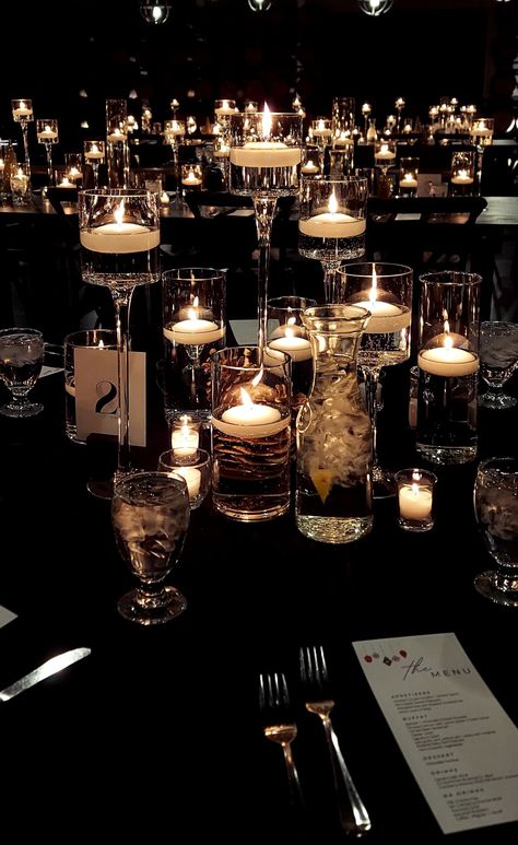 Night Event Decoration, Cocktail Party Night Decor, Private Dinner Party Decor For Men, Moody Speakeasy Wedding, 25 Birthday Dinner Ideas, Elegant Dinner Decorations, Formal Dinner Decoration Ideas, Luxury 18th Birthday Party, Luxe Dinner Party