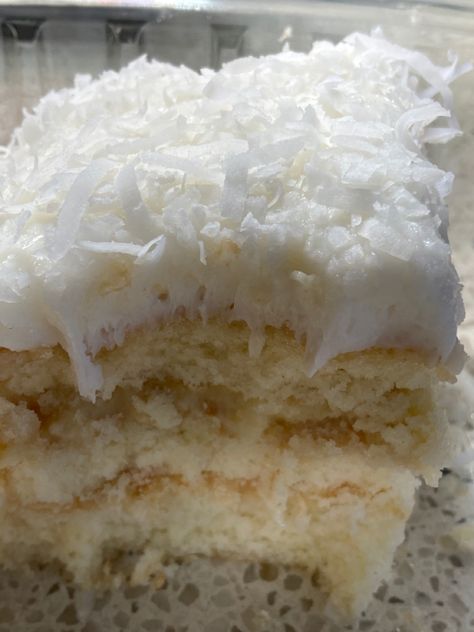 Italian white cake with a kayer of coconut custard filling in between Ina Garten Coconut Cake, Gluten Free Coconut Cake, Moist White Cake, Coconut Cream Cheese Frosting, Perfect Christmas Dessert, Dairy Free Cream Cheese, Coconut Cake Recipe, Ina Garten Recipes, Coconut Frosting