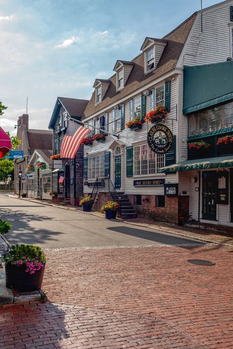 Cape Cod Shopping, Rhode Island Aesthetic, Rhode Island Vacation, Rhode Island Travel, New England Aesthetic, New England Road Trip, East Coast Travel, New England Travel, Providence Rhode Island