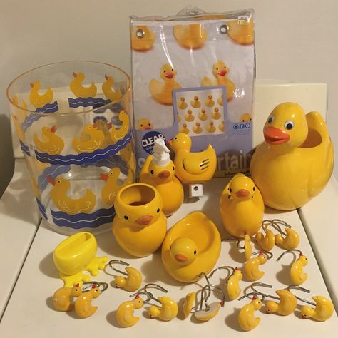 Rubber Duckie Bathroom, Duck Theme Bathroom, Duck Things To Buy, Rubber Ducky Aesthetic, Rubber Duck Bathroom Ideas, Duck Themed Room, Rubber Duck Decor, Ducky Bathroom, Duck Items